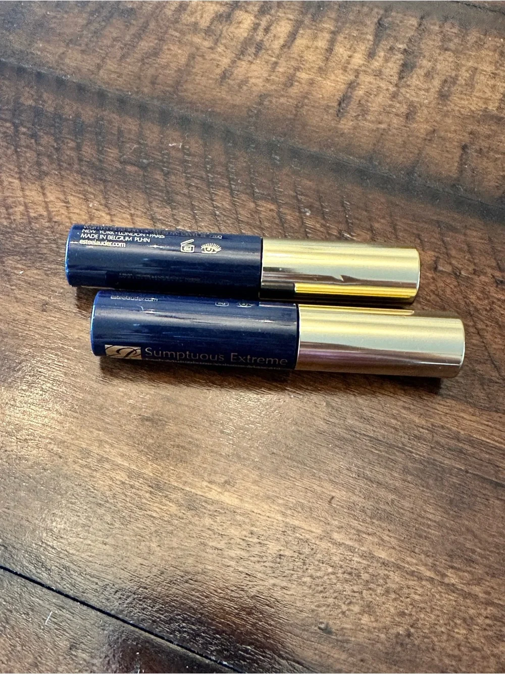 Estee Lauder Sumptuous Extreme Mascara — Black and Gold Packaging